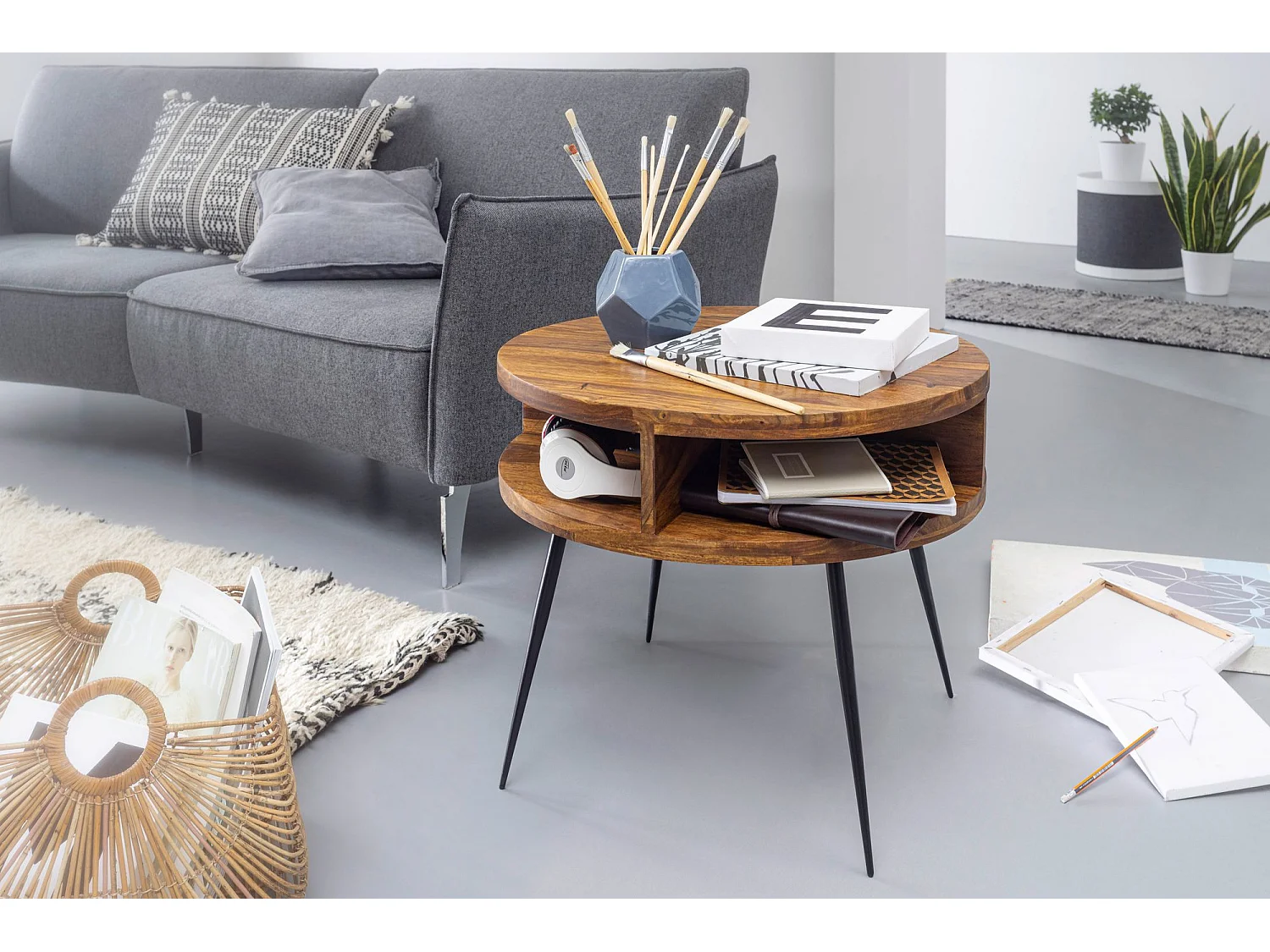 table Sheesham salon bois massif / métal 60x45x60 cm salon | Table d'appoint design avec étagère