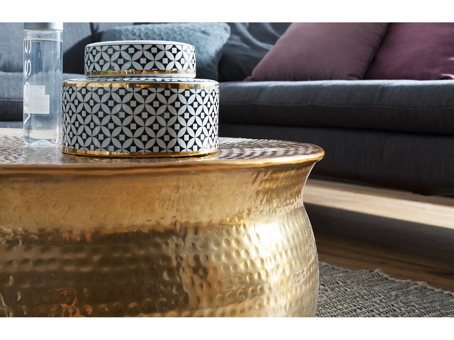Mesa de centro refinada.