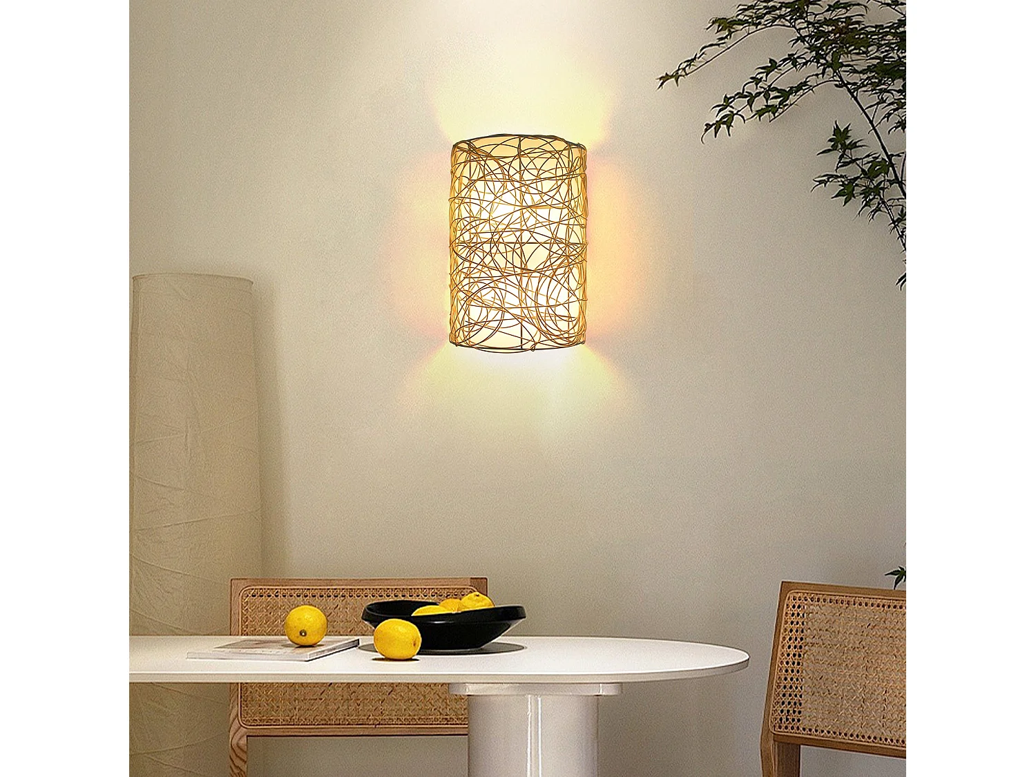 Applique en rotin d23cm x h40 cm