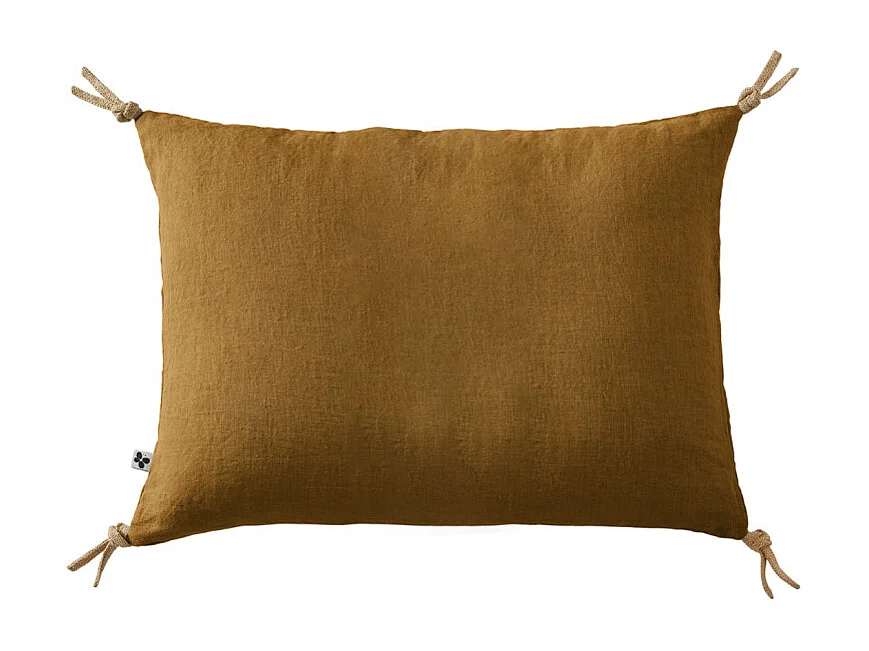 Coussin 40 x 60 cm en lin lavé caramel avec 4 nouettes en jute - LUISA