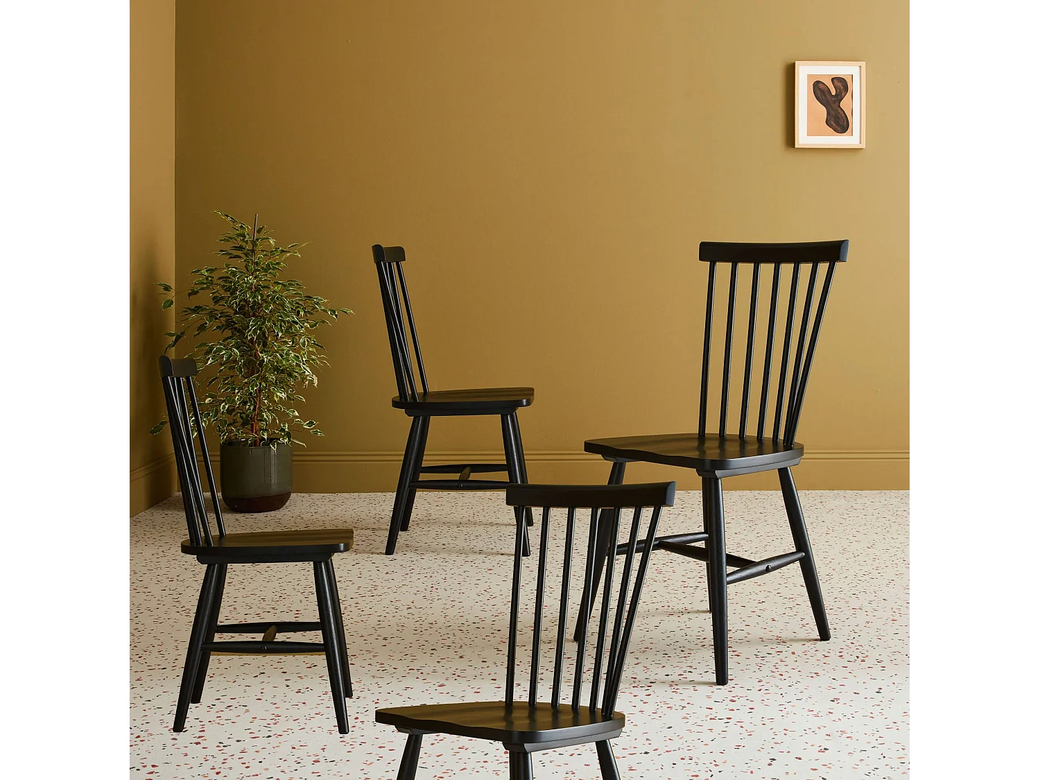 Set di 4 sedie in legno di hevea, nero