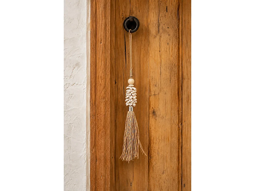 The Cowrie and Raffia Tassel - Natural