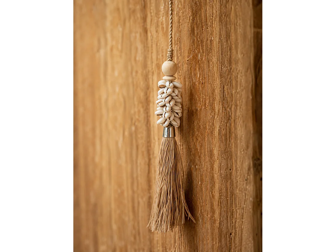 The Cowrie and Raffia Tassel - Natural