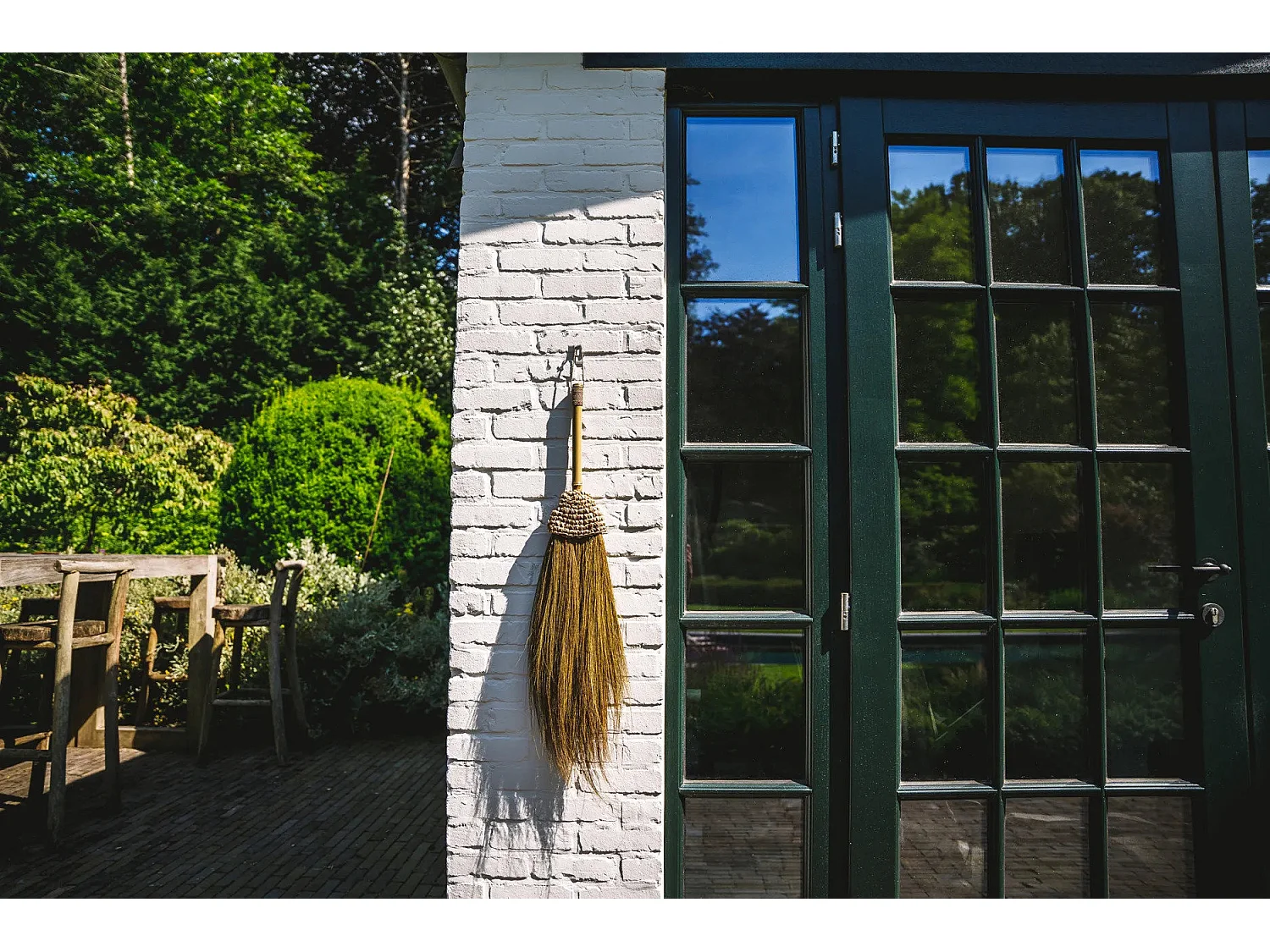 Le Balai En Raffia - Naturel