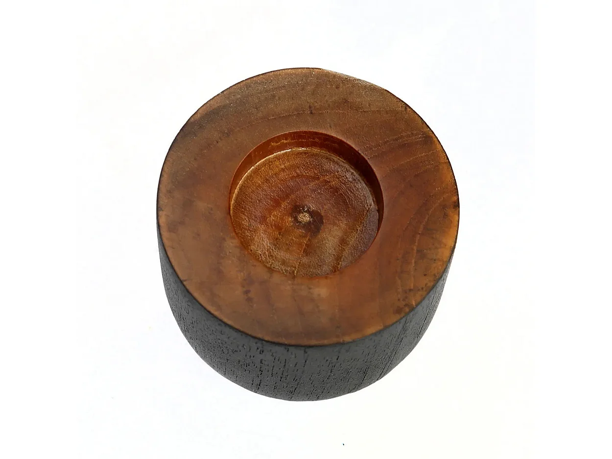 Der Bondi Kerzenhalter