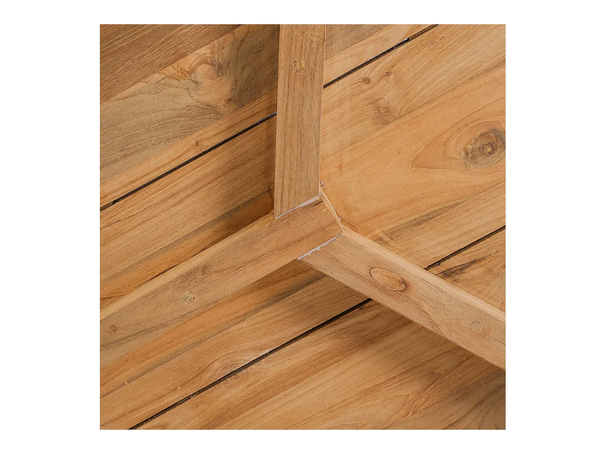 La Mesa Auxiliar Gilimanuk - Exterior