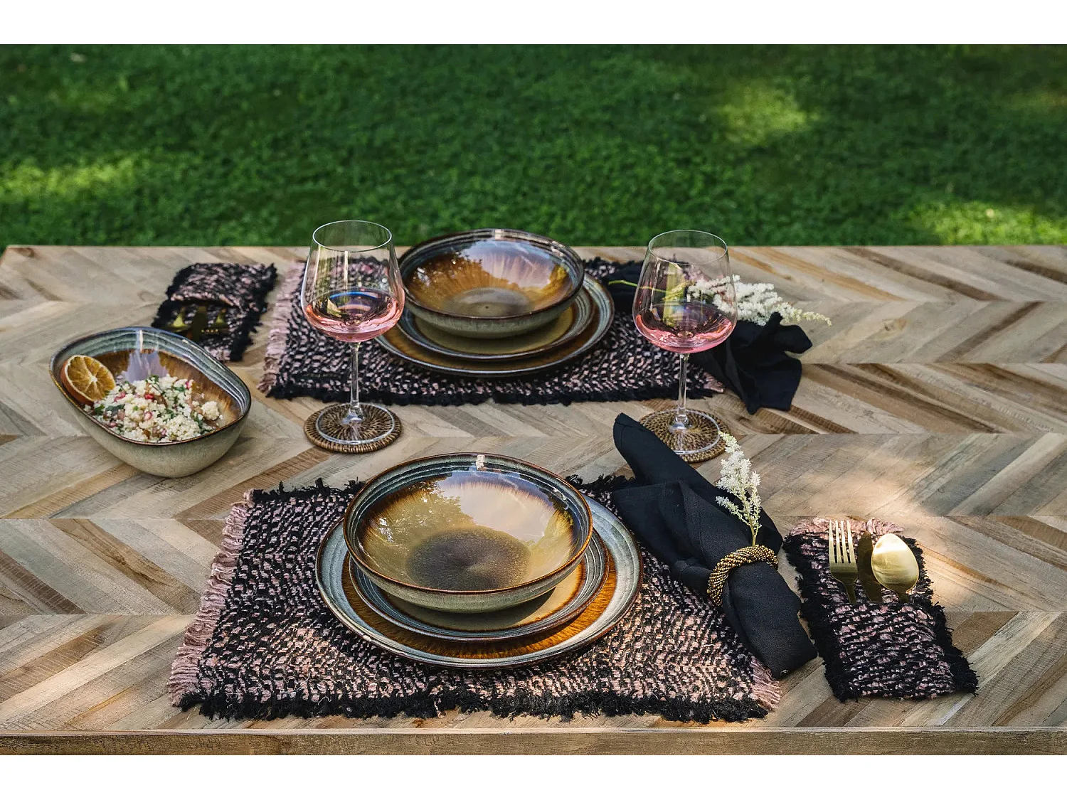 El Porta Cubiertos Oh My Gee - Negro Cobre - Juego De 4