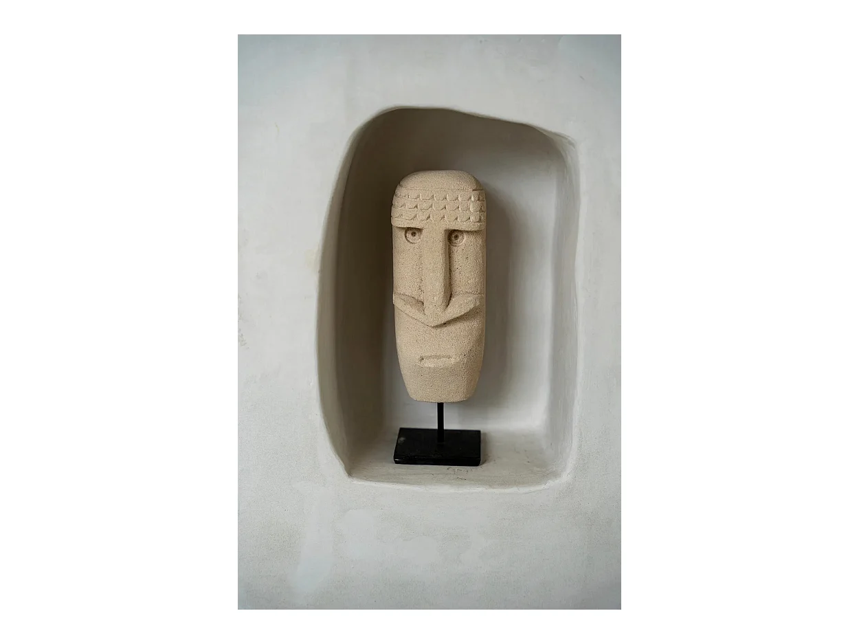 Die Sumba Statue #21 am Stand