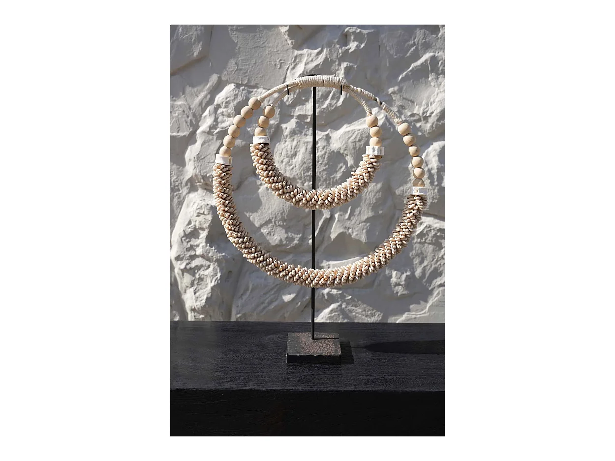 Die Doppel Shell Halskette am Stand - Natur
