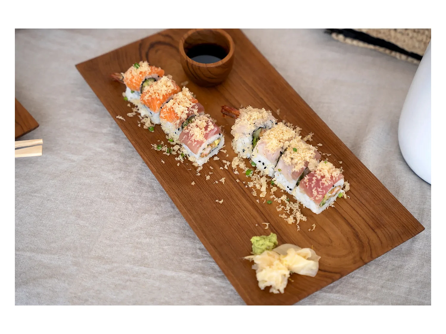 El Plato De Sushi De Teca - L