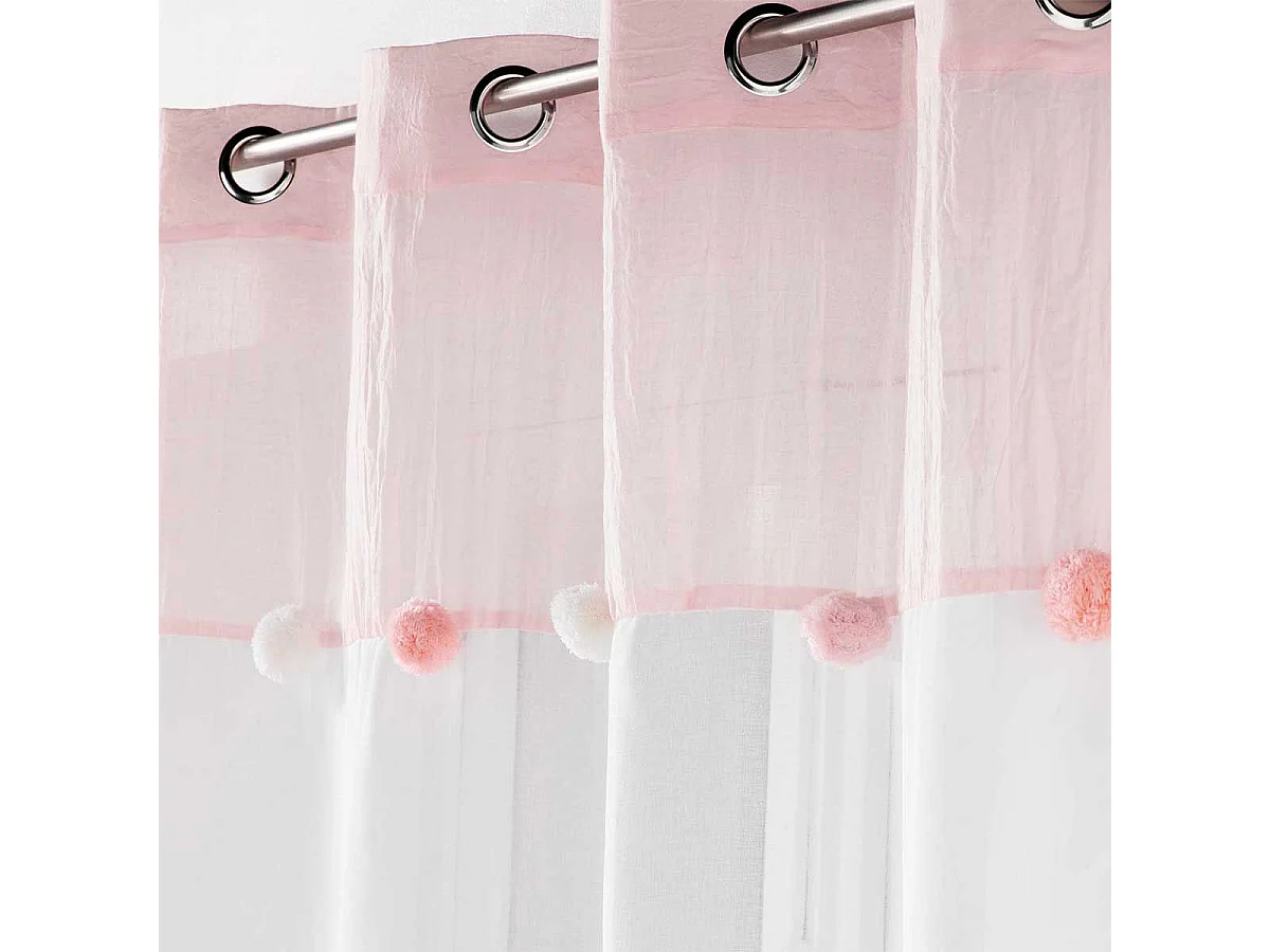 Voile mit bunten Pompons