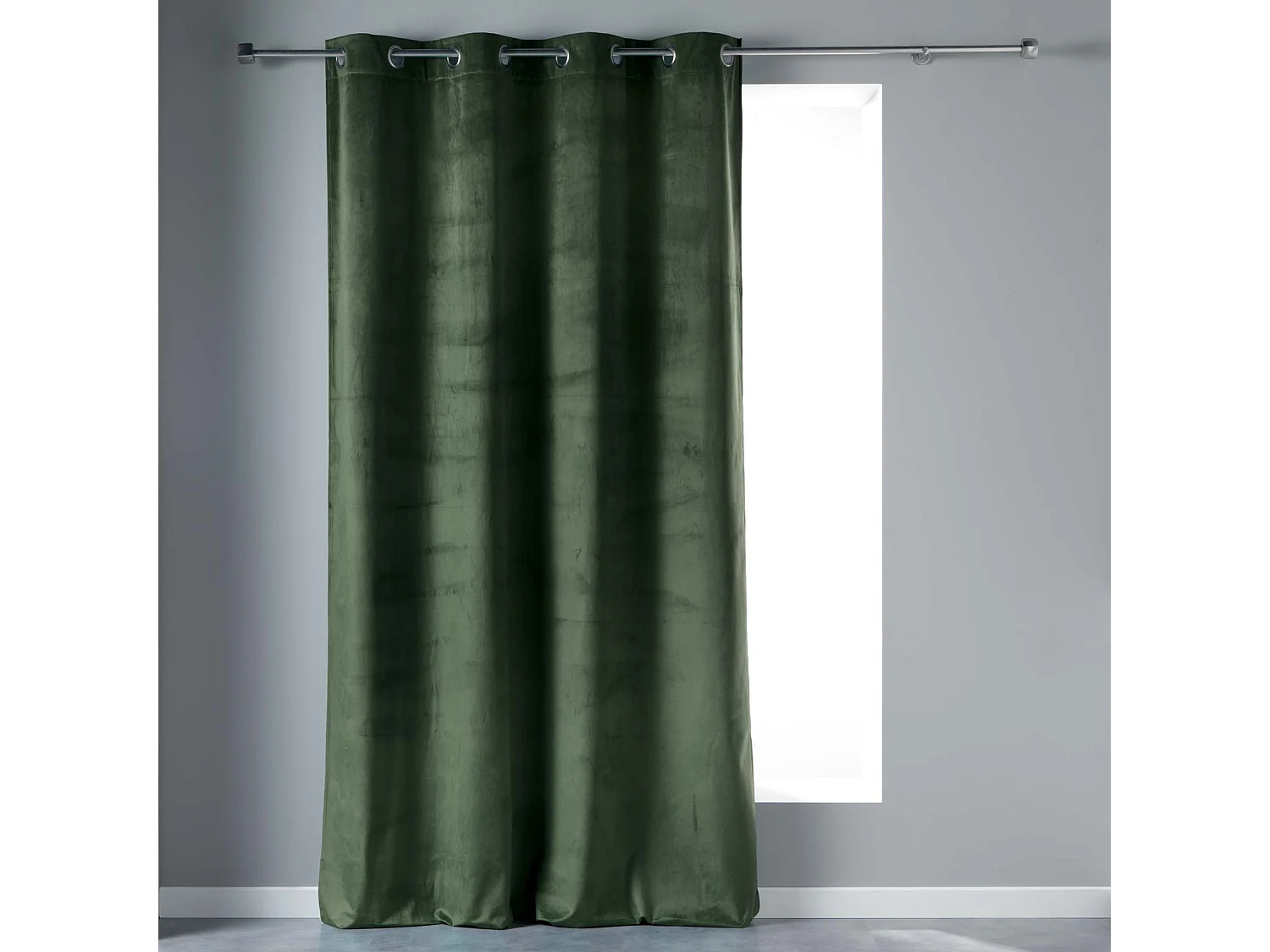 Cortina lisa de terciopelo ras 140 x 240 cm