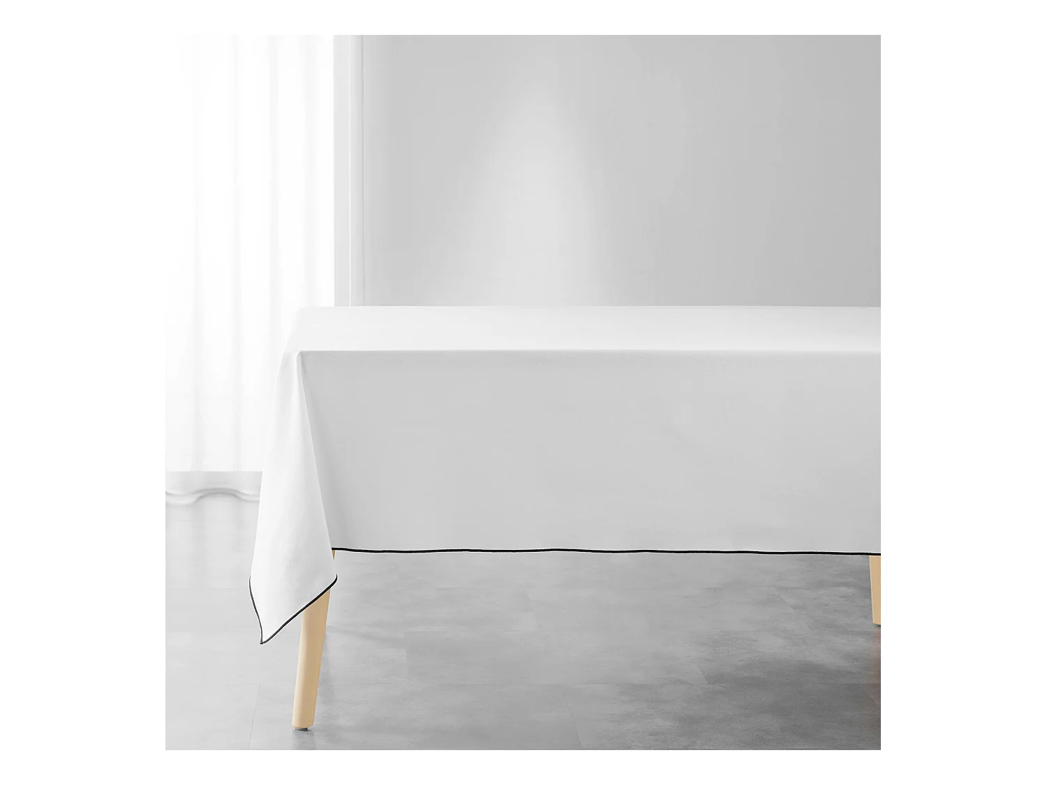 Nappe en Coton "Mistraline" 140x240cm Blanc
