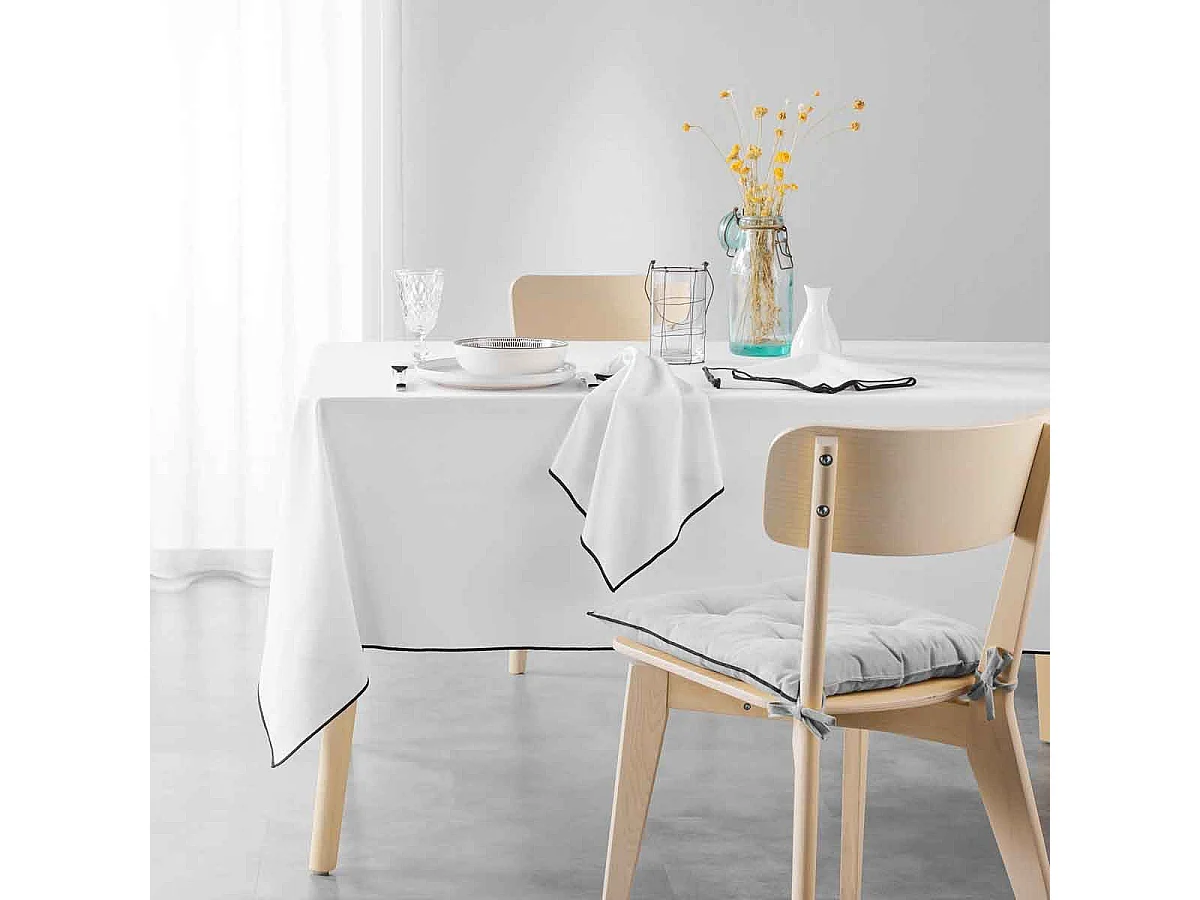 Nappe en Coton "Mistraline" 140x240cm Blanc