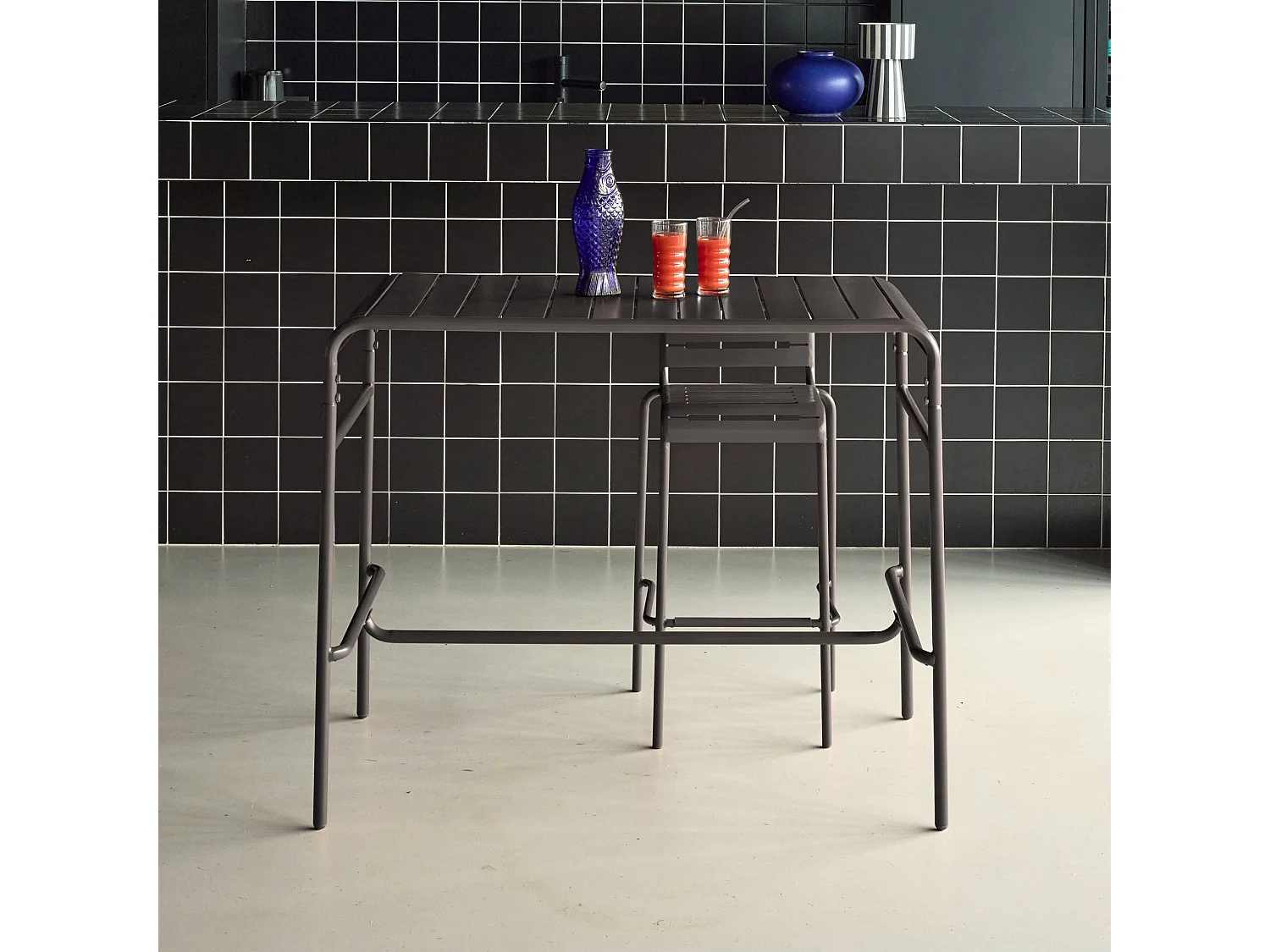 Mesa alta de jardín metálica 120cm, 4 plazas antracita