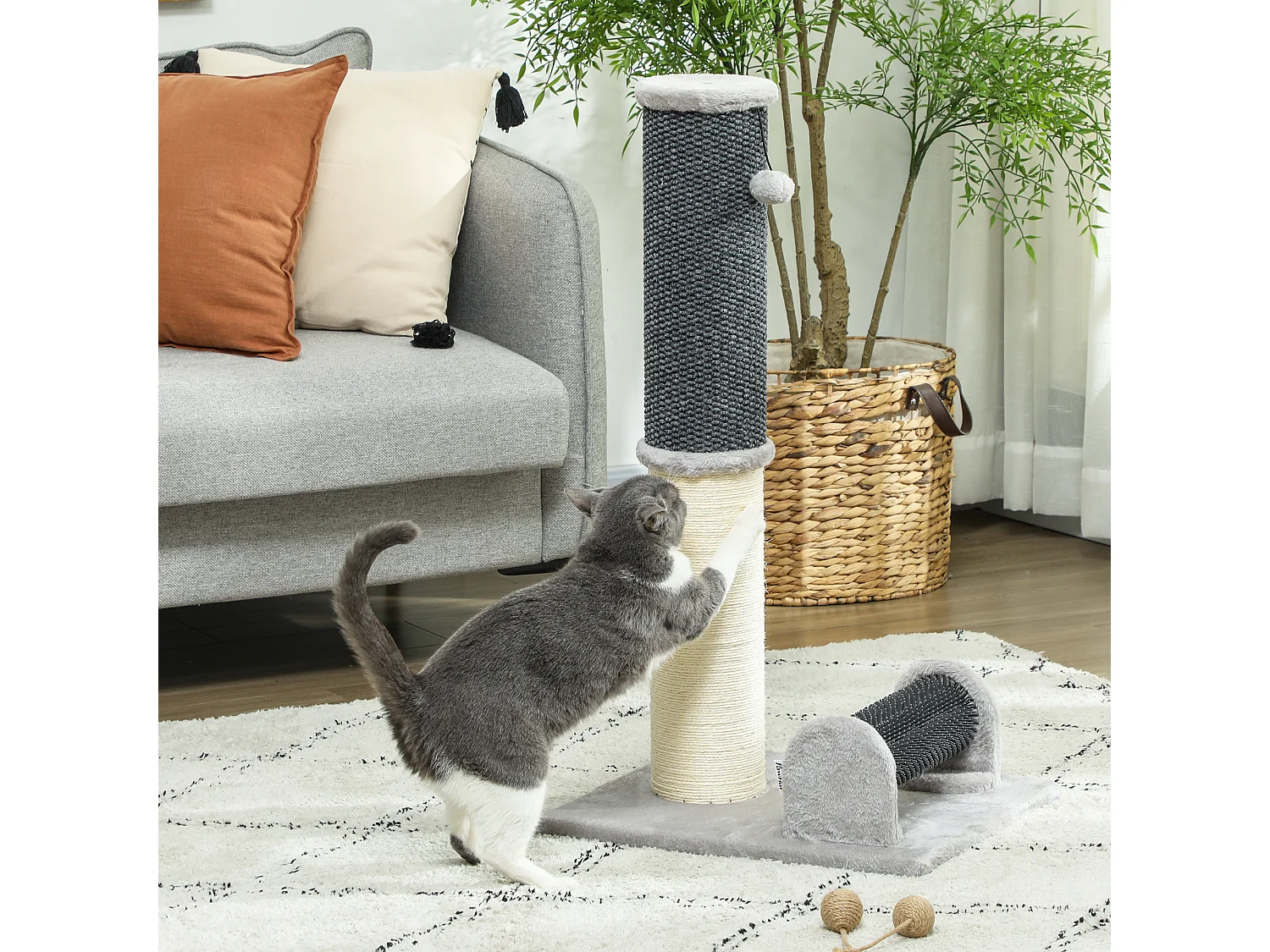 Arbre à chat - griffoir grattoir H.85 cm - jeu boule, bande massante - sisal naturel peluche gris