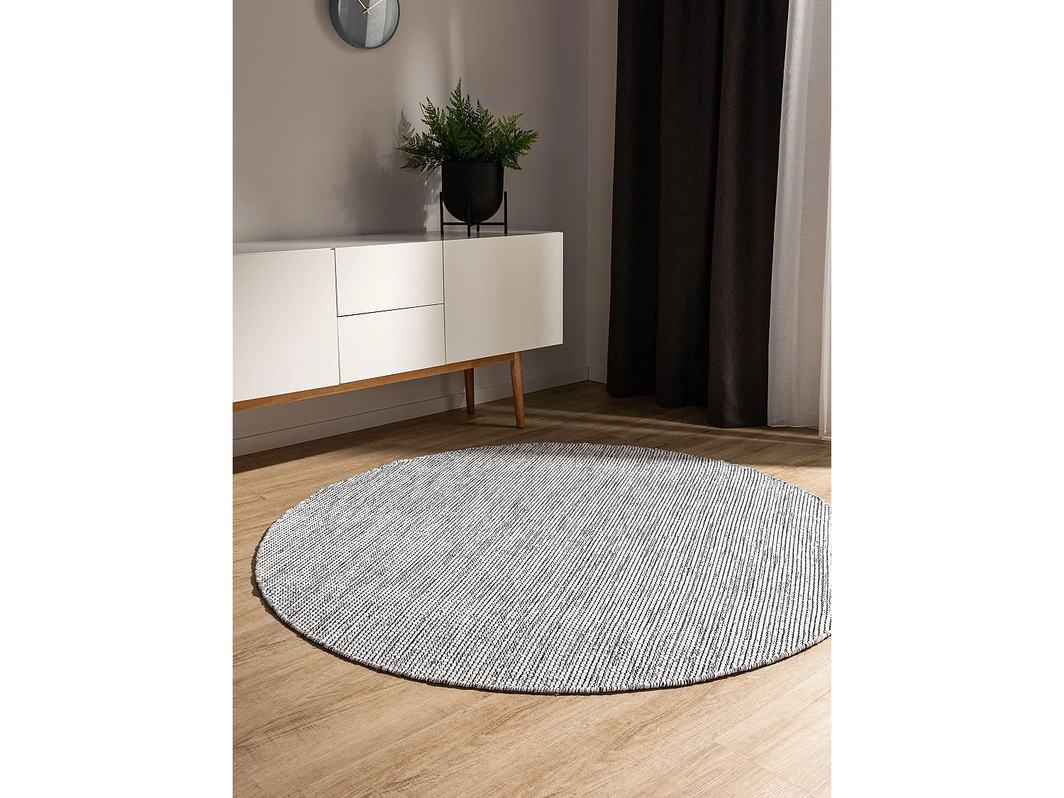 Tapis en coton tissé main Ron Blanc/Noir ø 120cm rond