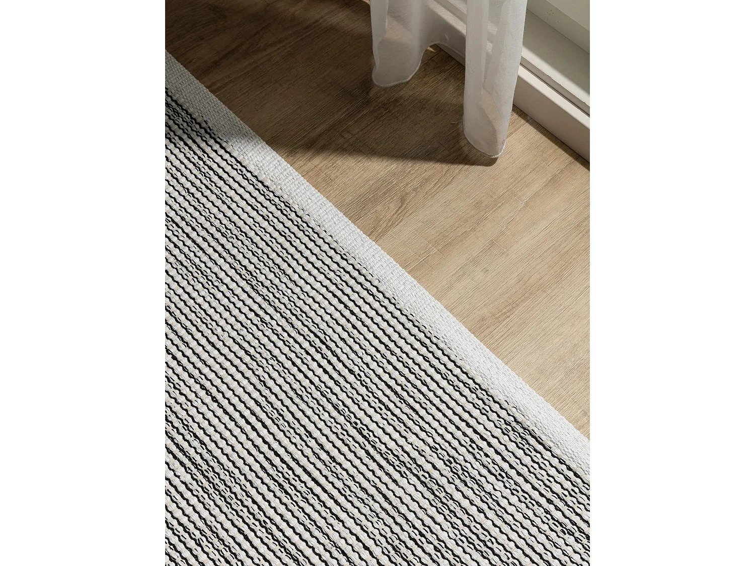 Tapis en coton tissé main Ron Blanc/Noir 300x400 cm