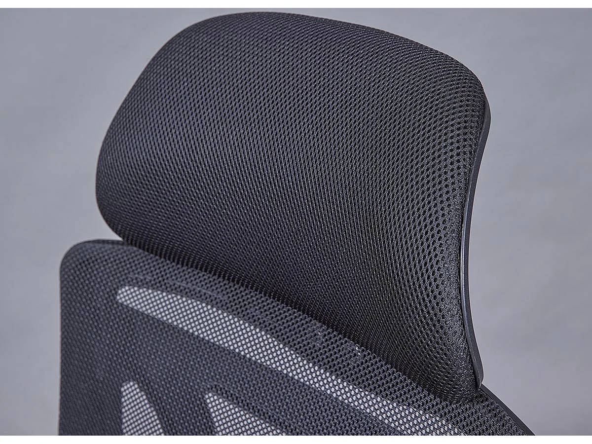 Chaise de Bureau en Polyester coloris noir - longueur 61 x profondeur 88 x hauteur 128 - 133 cm