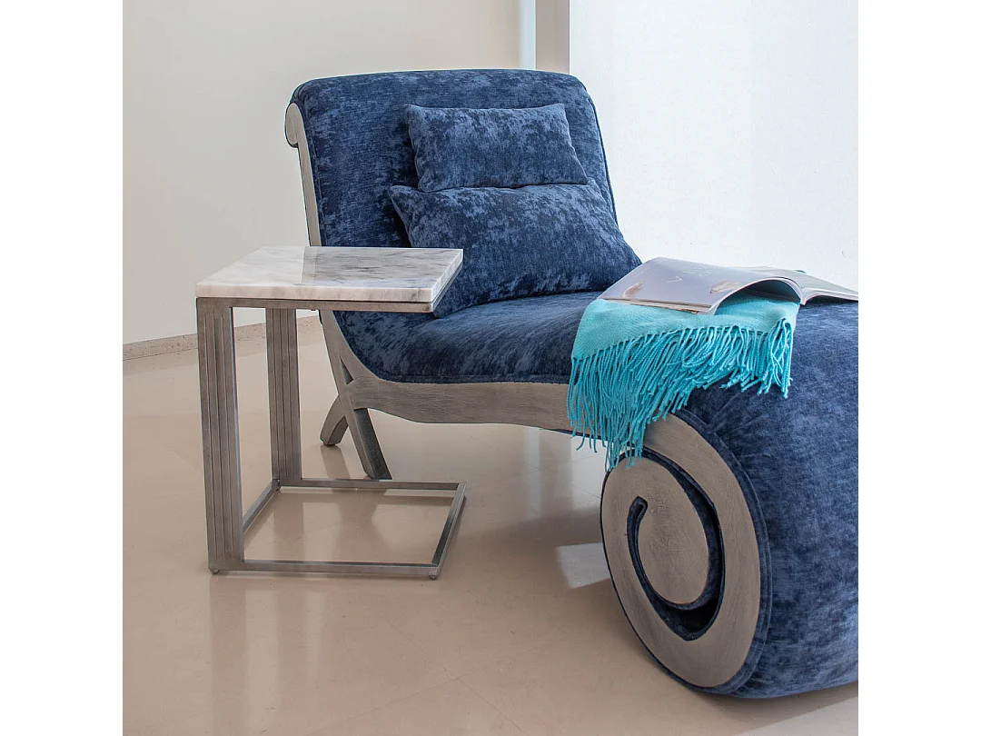 Pequena mesa quadrada de mármore branco para sofá