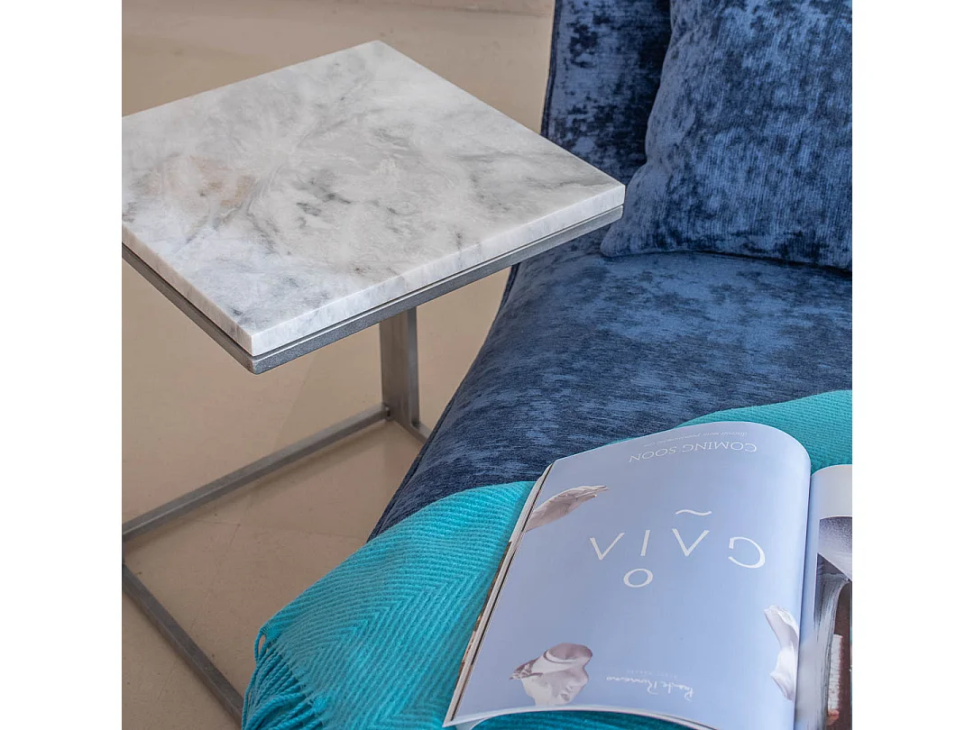 Pequena mesa quadrada de mármore branco para sofá