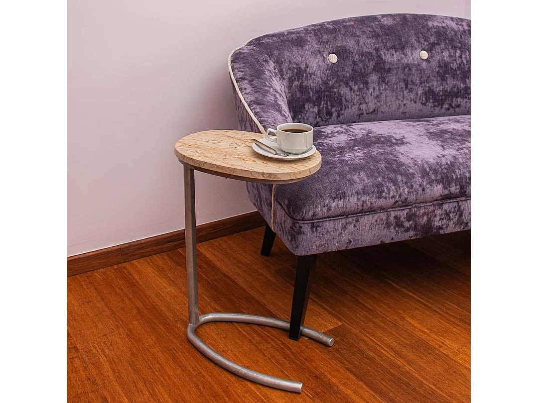 Mesa de centro ovalada de mármol beige