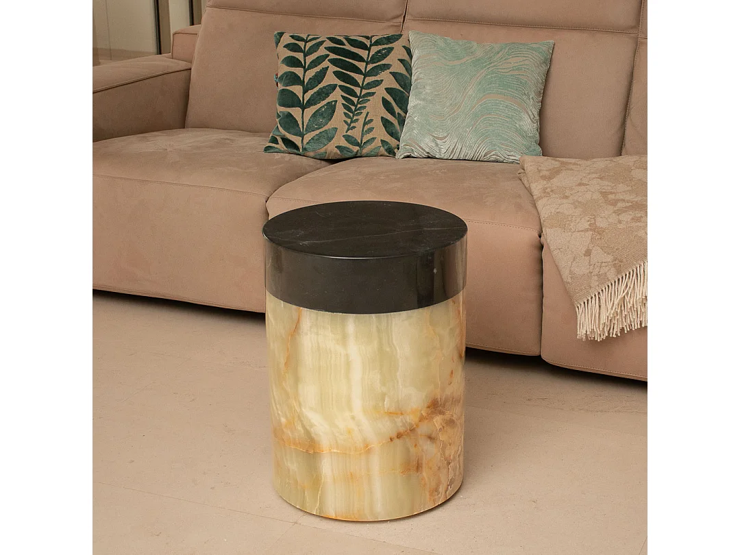 Mesa de centro redonda de mármore branco