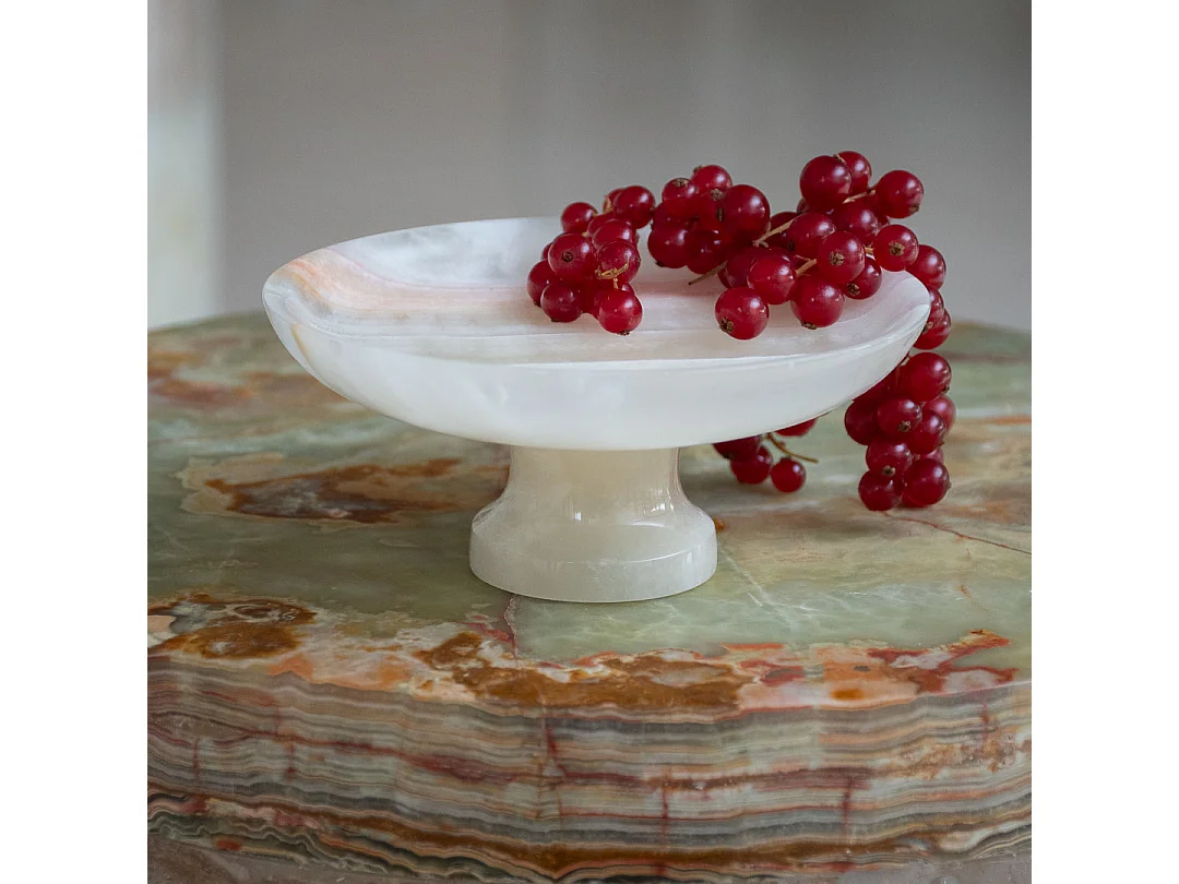 Cuenco de mármol blanco tallado a mano