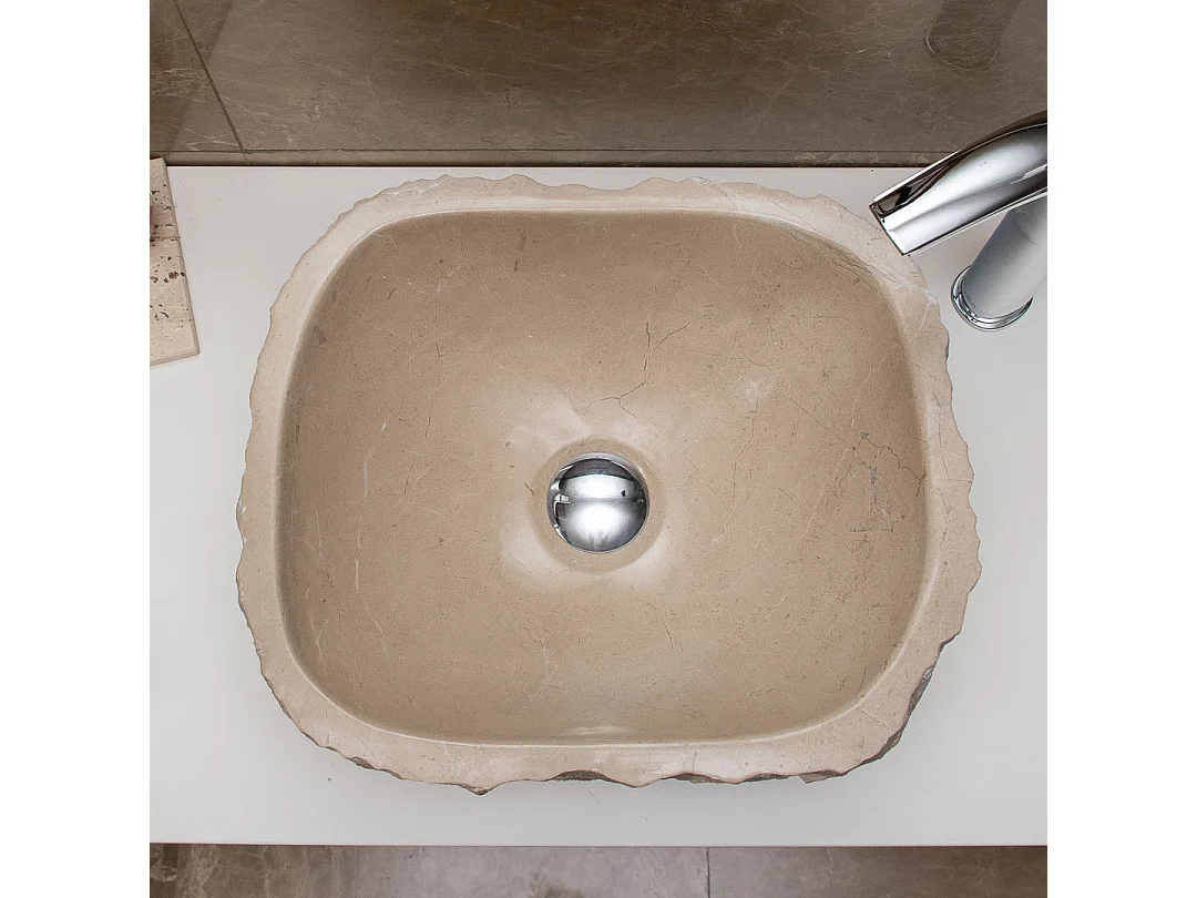 Lavatório de mármore creme esculpido à mão - Design contemporâneo com um toque rústico
