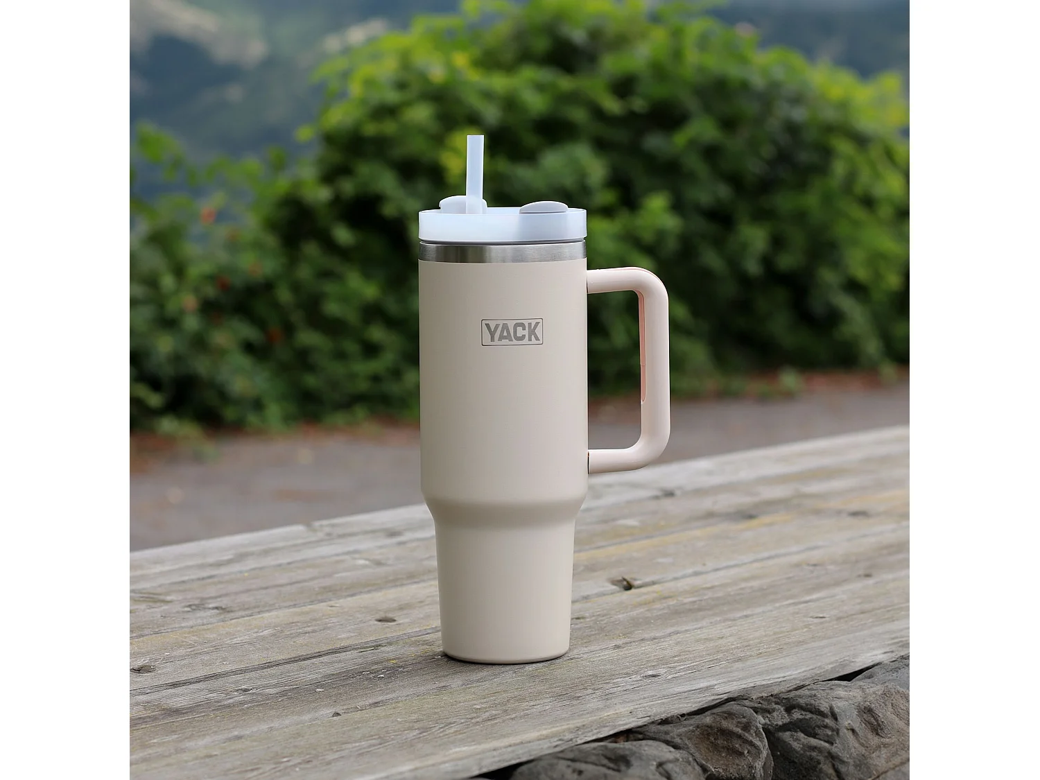 Yack - Gobelet Yack 1.2l En Acier Inoxydable Rose Poudré Couvercle+paille