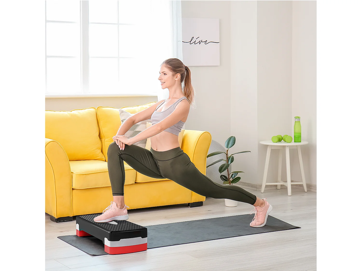 Stepper Fitness Aerobic hauteur reglable surface antiderapante dim. 68L x 29l x 10-15H cm plastique noir gris rouge