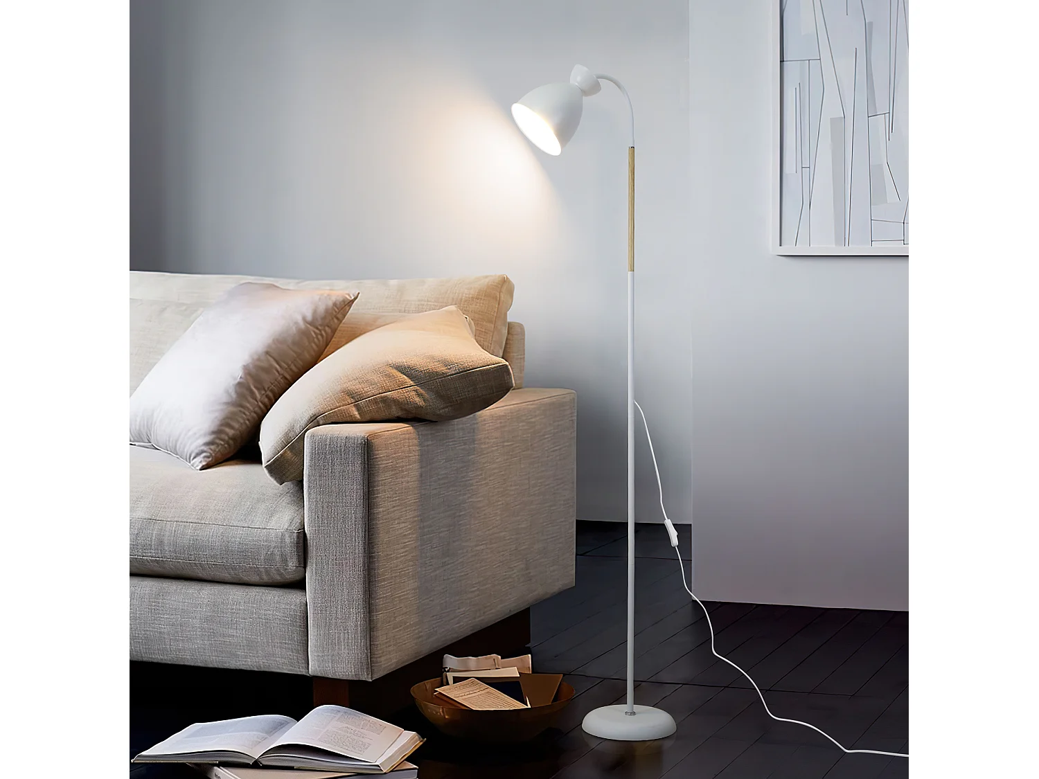 Verstellbare Stehlampe Anten, Weiß | Fassung E27 max. 60 W | 159 cm | Retro-Stehlampe aus Metall für Wohnzimmer, Schlafzimmer, Büro | Ohne Leuchtmittel