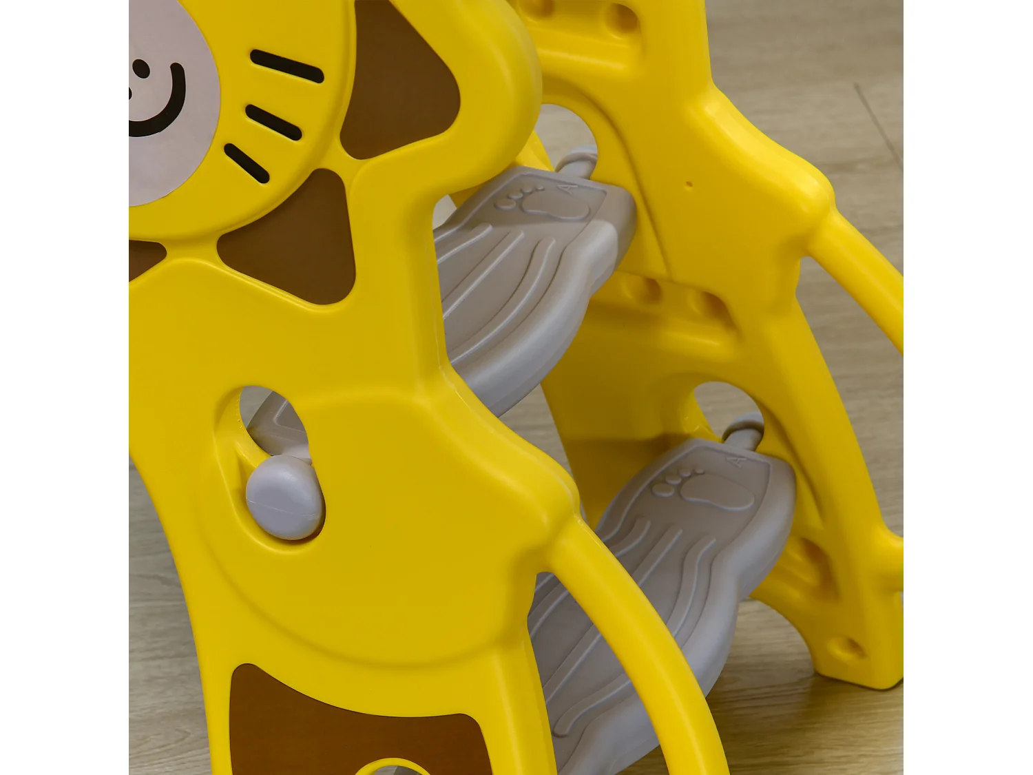 Toboggan enfant 18-36 mois - panier basket, ballon, pompe inclus - HDPE jaune gris