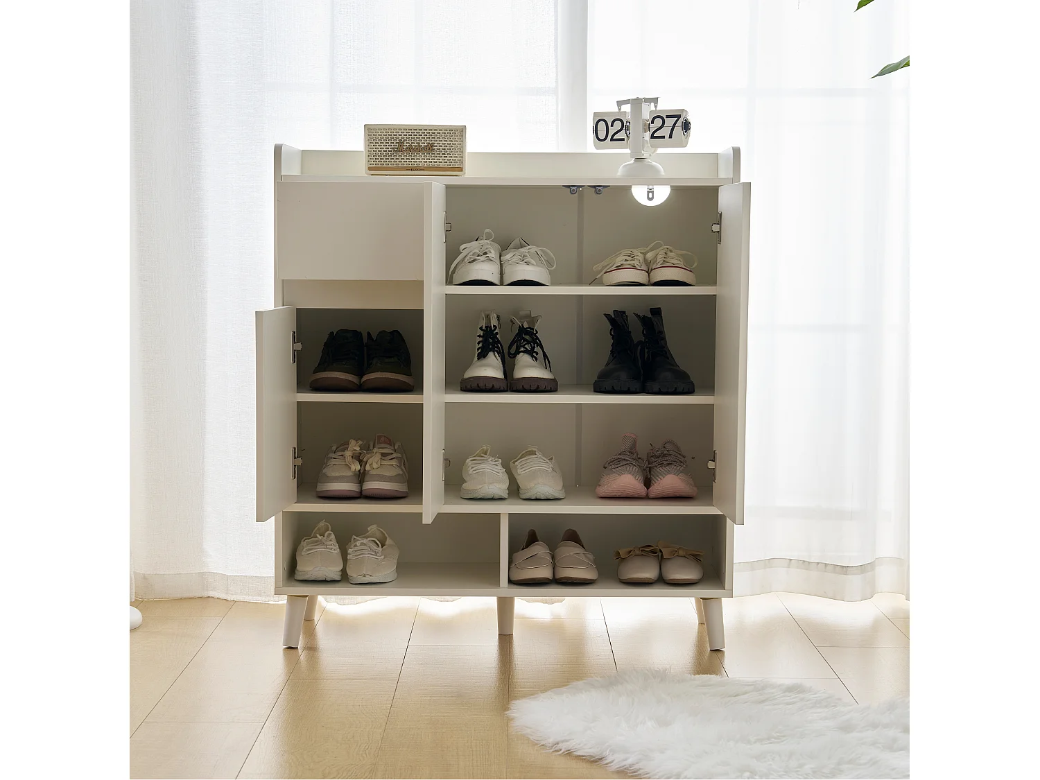 Szafka na buty z 3 drzwiami i 1 szufladą - 99 x 35 x 90 cm - Regulowane półki - Płyta wiórowa - Biała