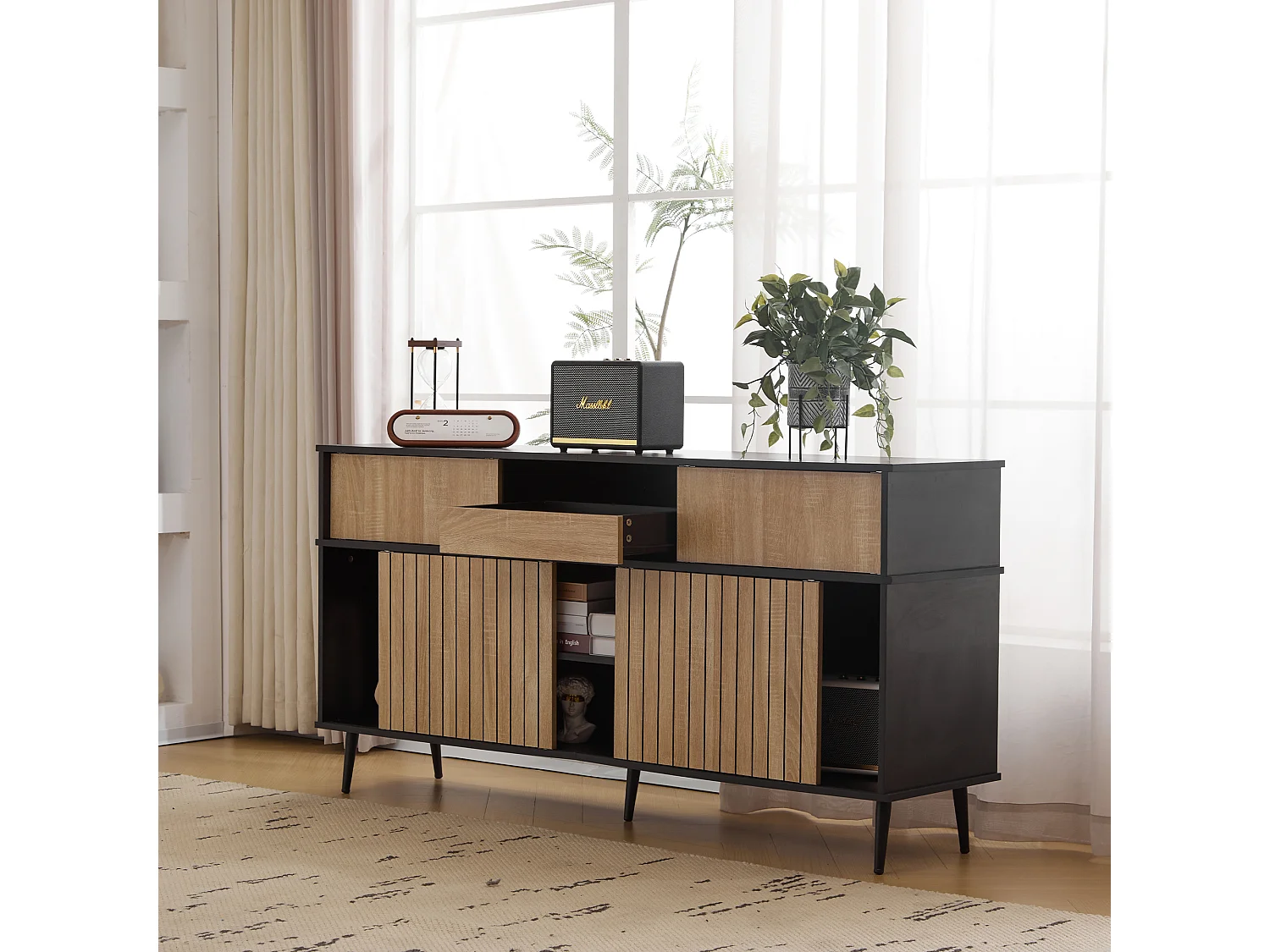 Commode avec 4 portes coulissantes et 1 tiroir - 160 L x 40 P x 80 H - Panneau de particules - Noir + Naturel