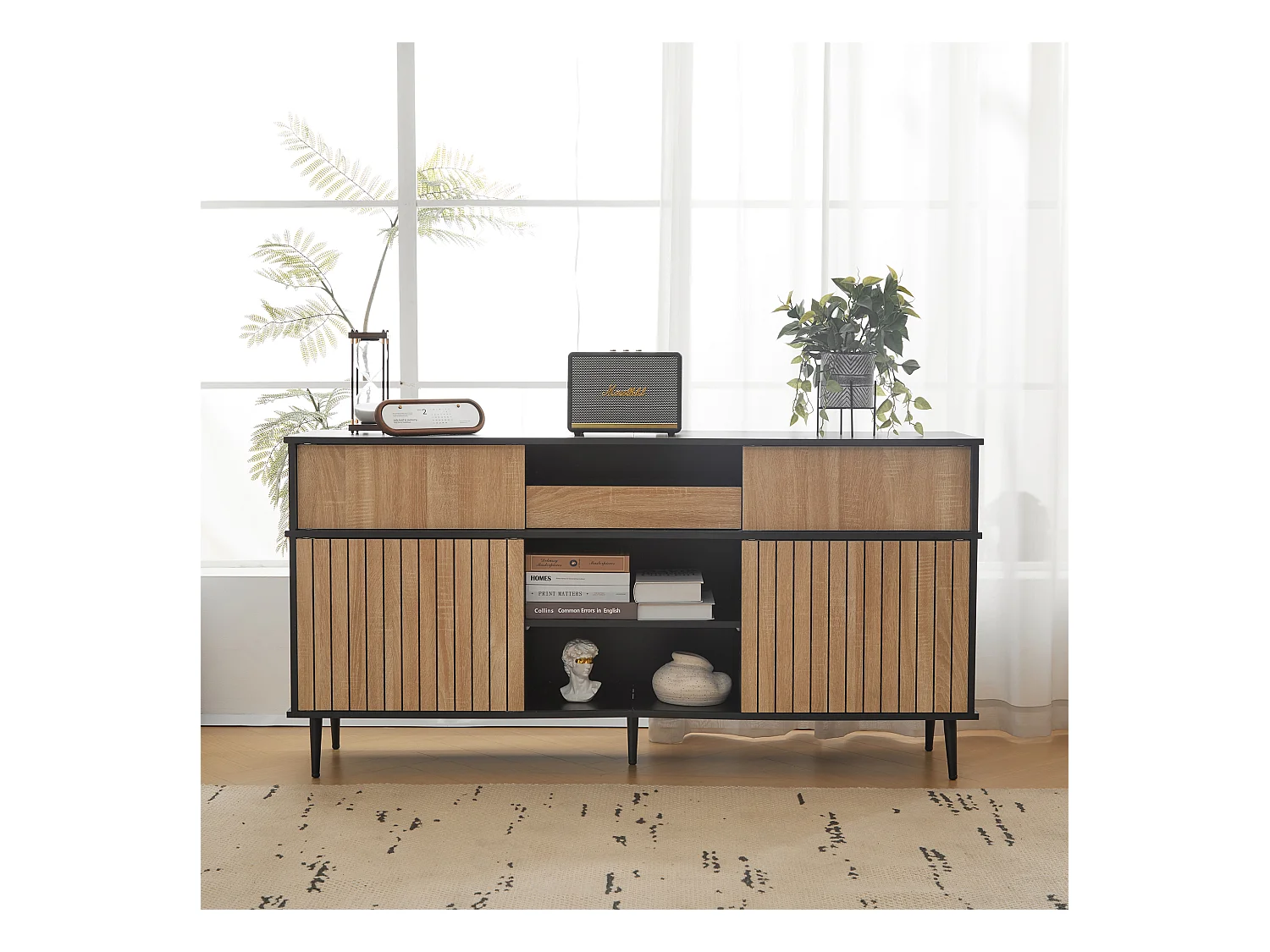 Commode avec 4 portes coulissantes et 1 tiroir - 160 L x 40 P x 80 H - Panneau de particules - Noir + Naturel