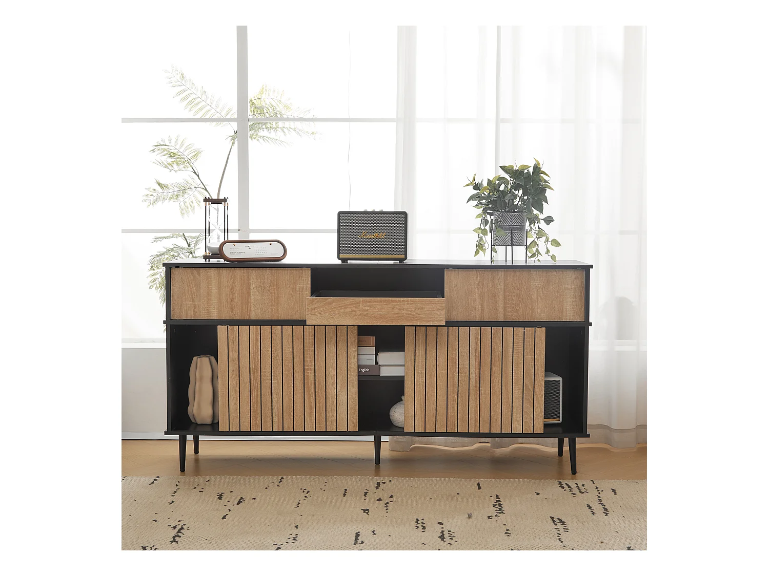 Commode avec 4 portes coulissantes et 1 tiroir - 160 L x 40 P x 80 H - Panneau de particules - Noir + Naturel