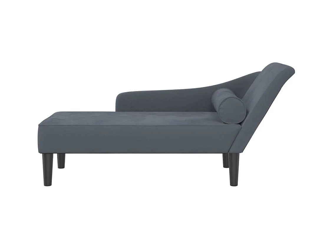 Loungesessel mit dunkelgrauen Samtkissen