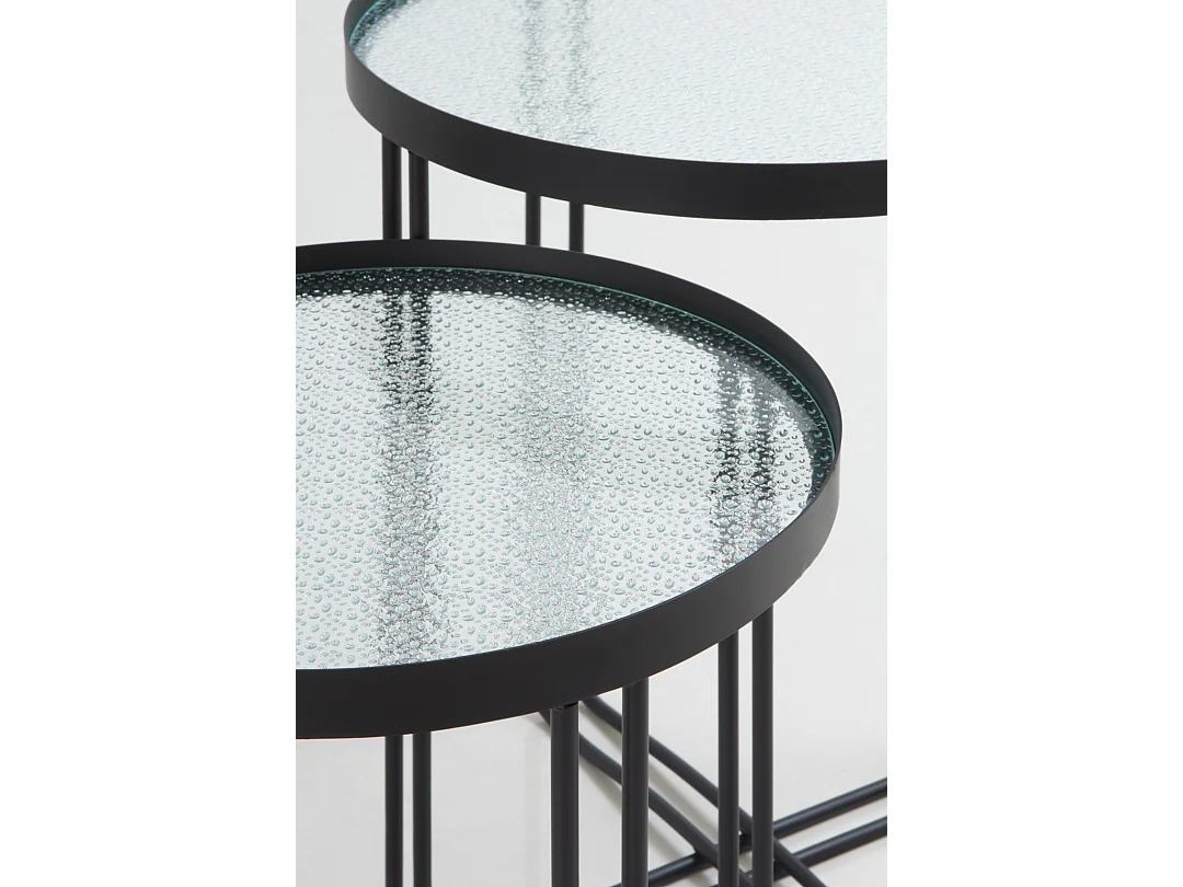 Conjunto de 2 mesas de apoio em metal com vidro