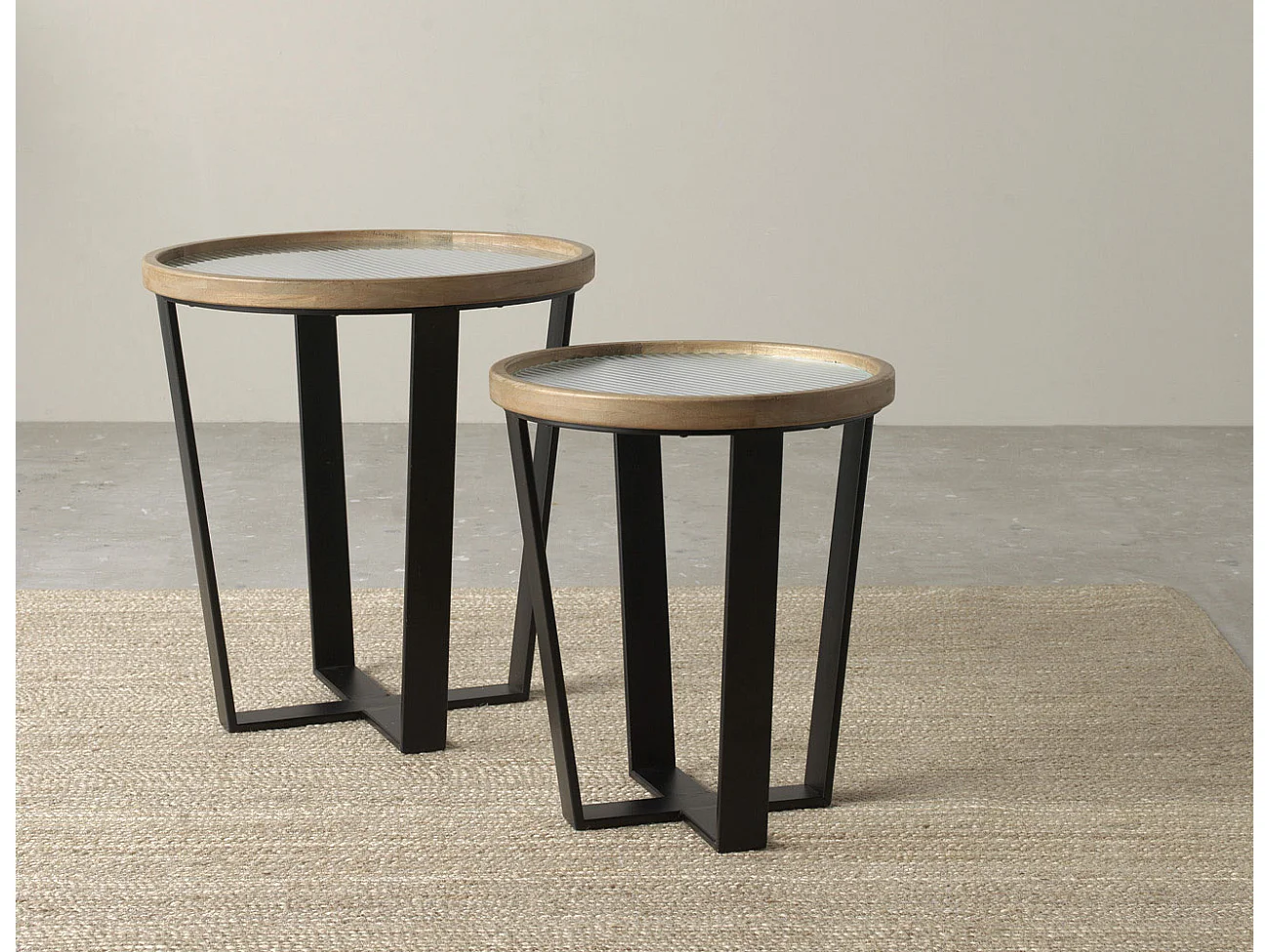 Conjunto de 2 mesas de centro redondas com vidro