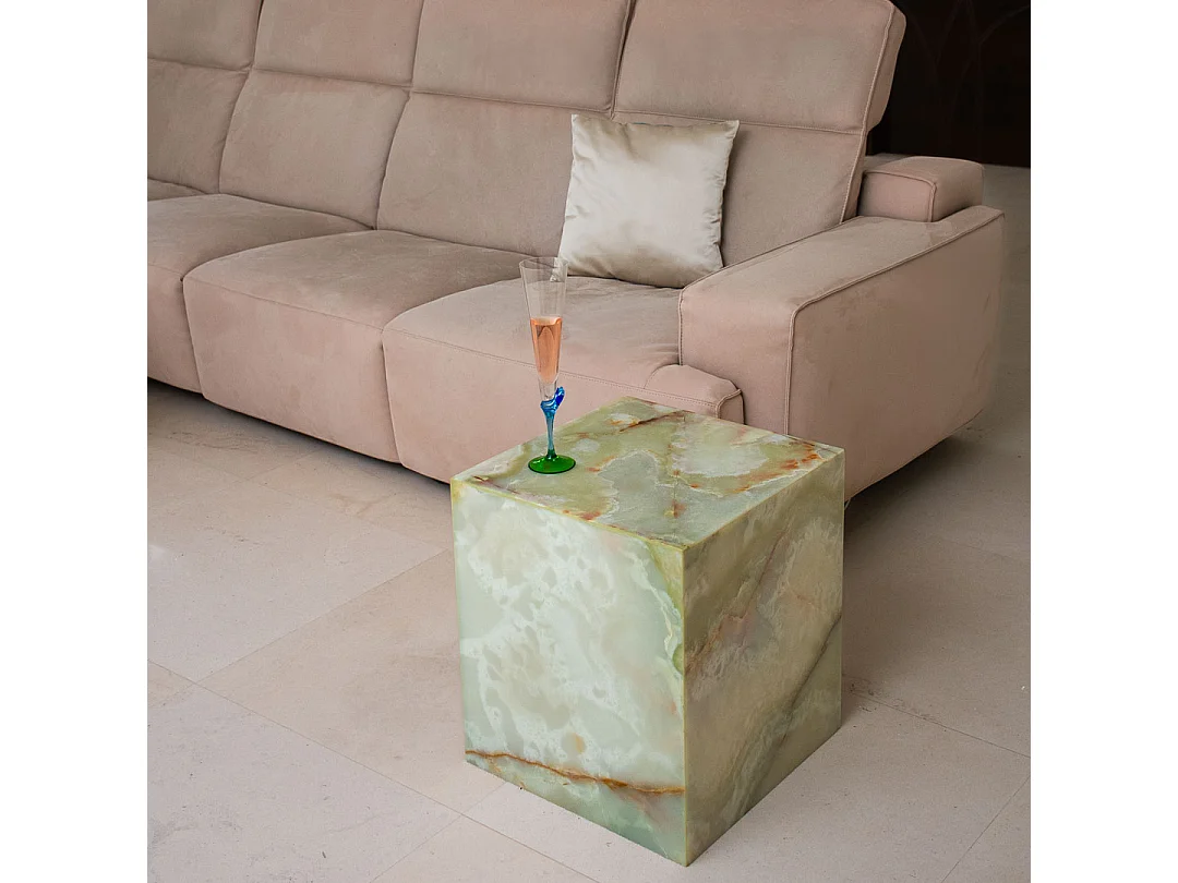 Mesa de centro bloco de mármore em ônix verde claro