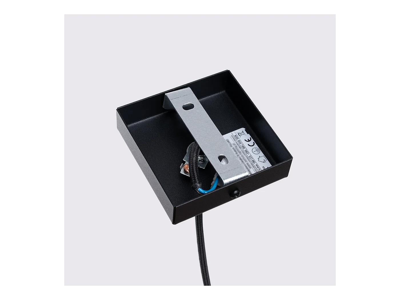 Lampe À Suspension Karbon Minimaliste En Aluminium - 1 Sources Lumineuses - L.8 X H.118 Cm - Noir