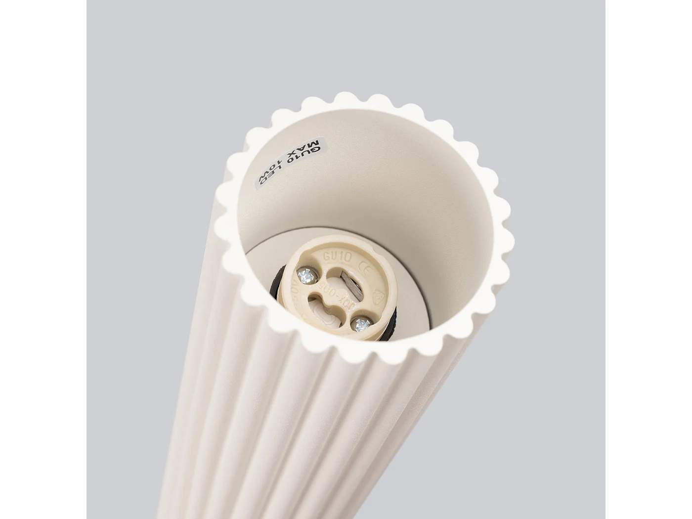 Plafonnier Karbon Minimaliste En Aluminium - 1 Sources Lumineuses - L.6,5 X H.20 Cm - Beige