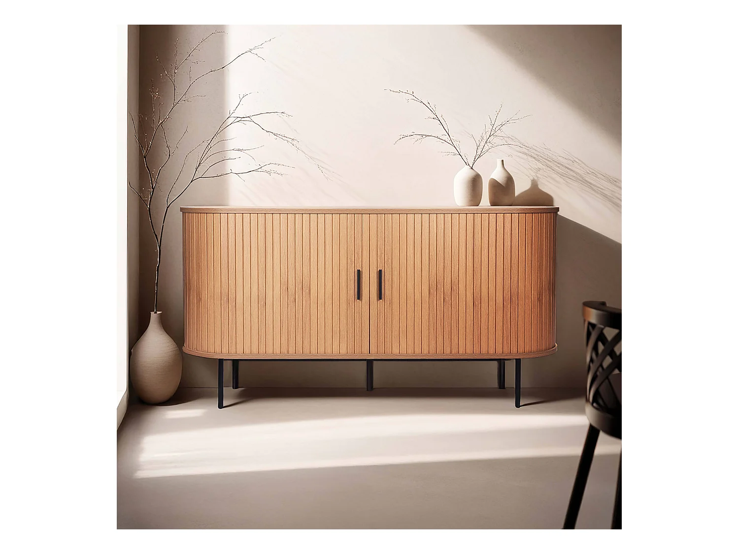 Buffet 2 portes en mélaminé et acier 140 cm beige