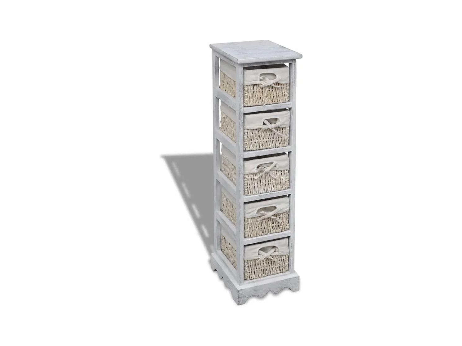 Estante de almacenamiento de madera con 5 cestas tejidas en blanco.