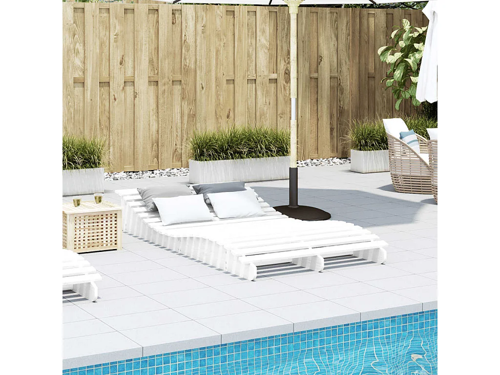 Weißer Loungesessel 205x110x31,5 cm aus massivem Kiefernholz