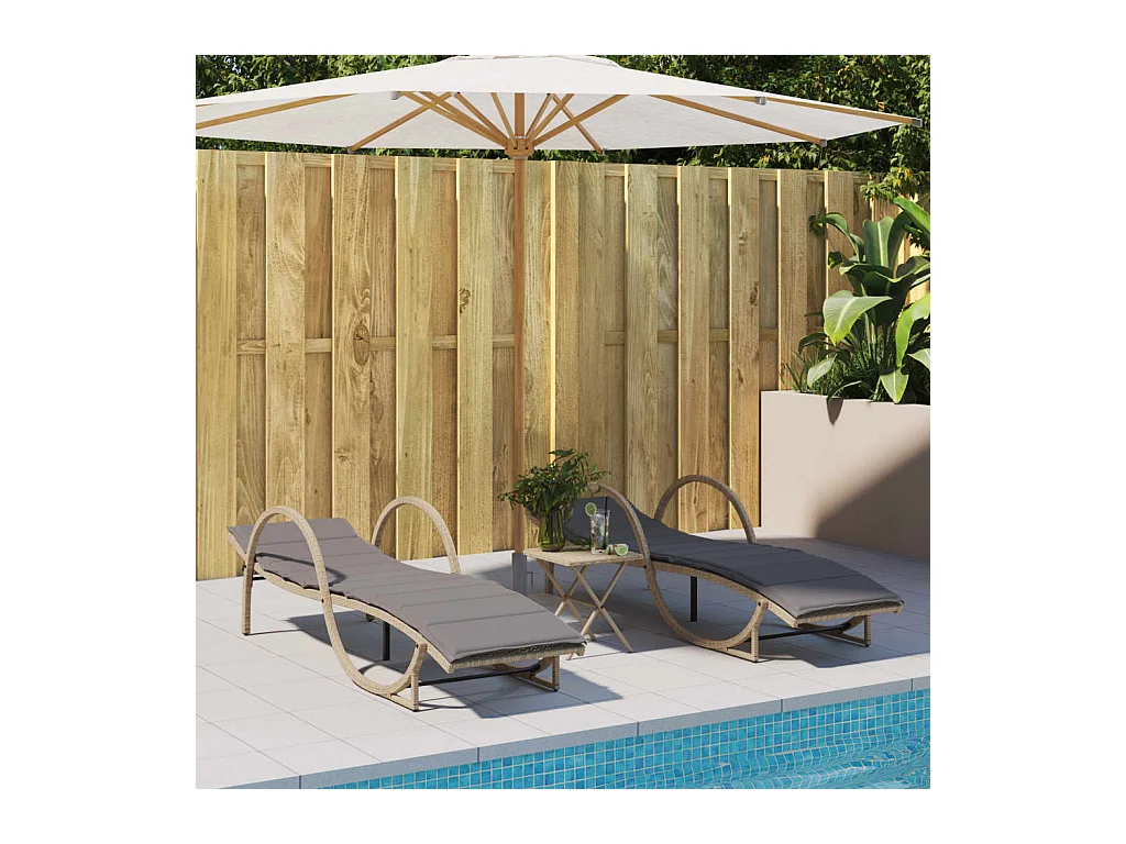 Chaises longues lot de 2 avec coussins beige résine tressée