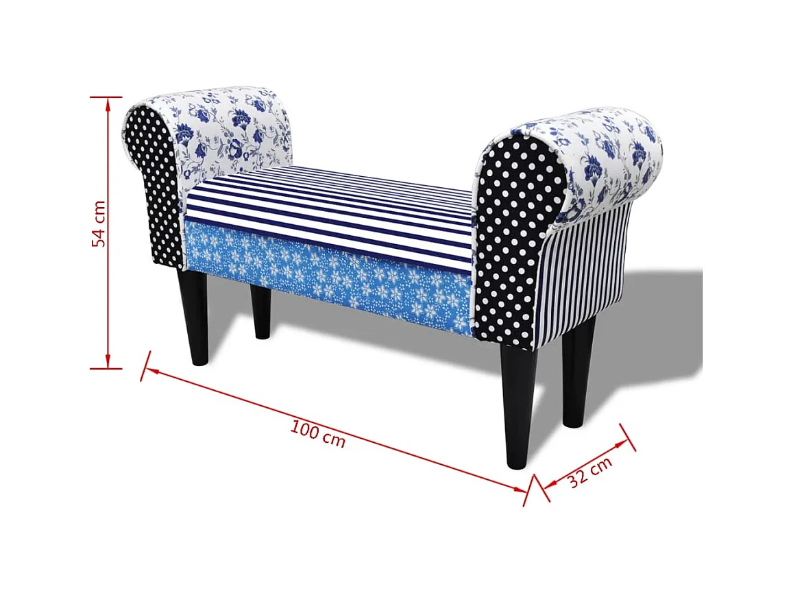 Banco de diseño con patchwork azul y blanco.