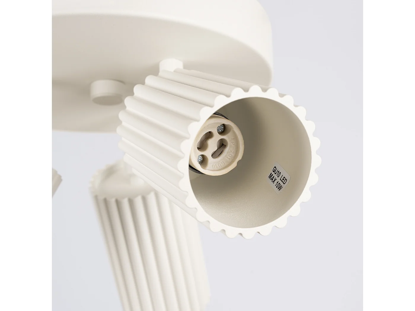 Plafonnier Karbon Minimaliste En Aluminium - 3 Sources Lumineuses - L.19,5 X H.18 Cm - Beige