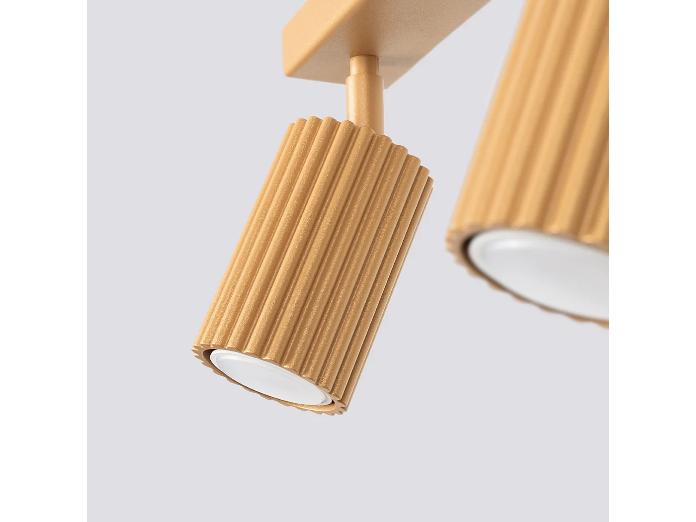 Plafonnier Karbon Minimaliste En Aluminium - 3 Sources Lumineuses - L.45 X H.16,5 Cm - Doré
